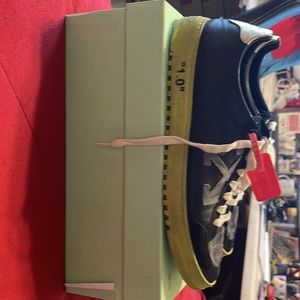 Men’s Off-White c/o Virgil Abloh size 9.5